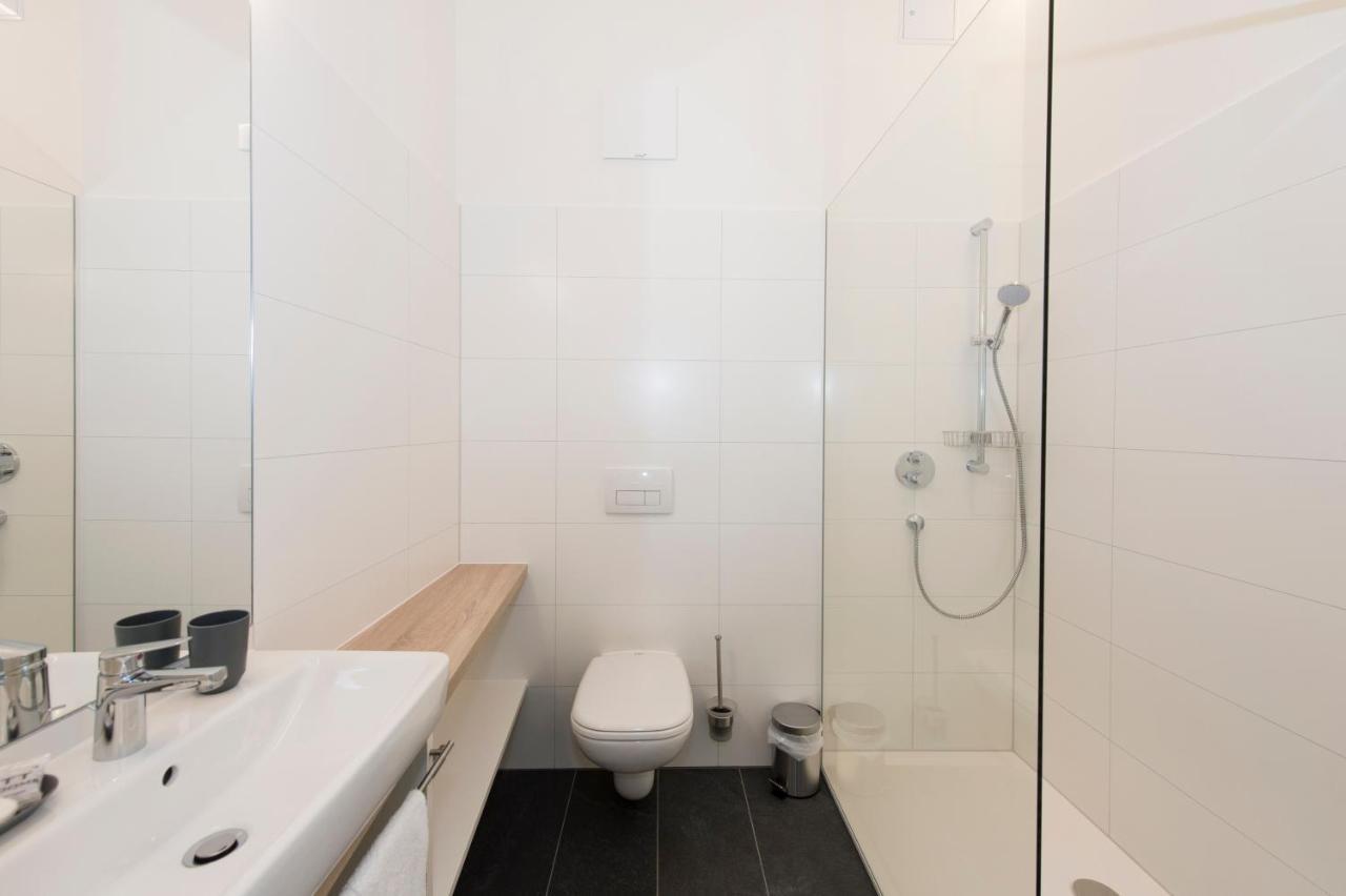 Tt-Rooms - Kontaktlos Mit Self Check-In I Free Parking Graz Exteriör bild
