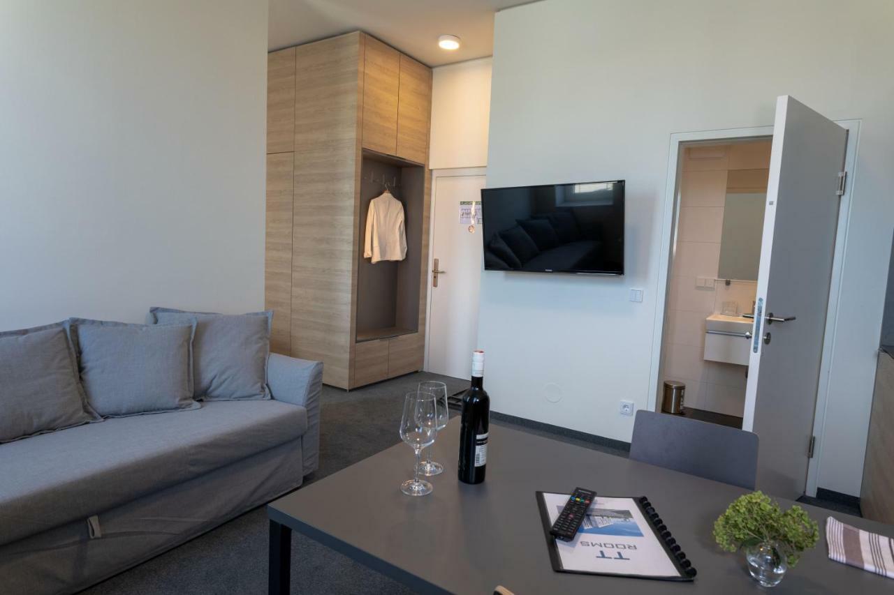 Tt-Rooms - Kontaktlos Mit Self Check-In I Free Parking Graz Exteriör bild